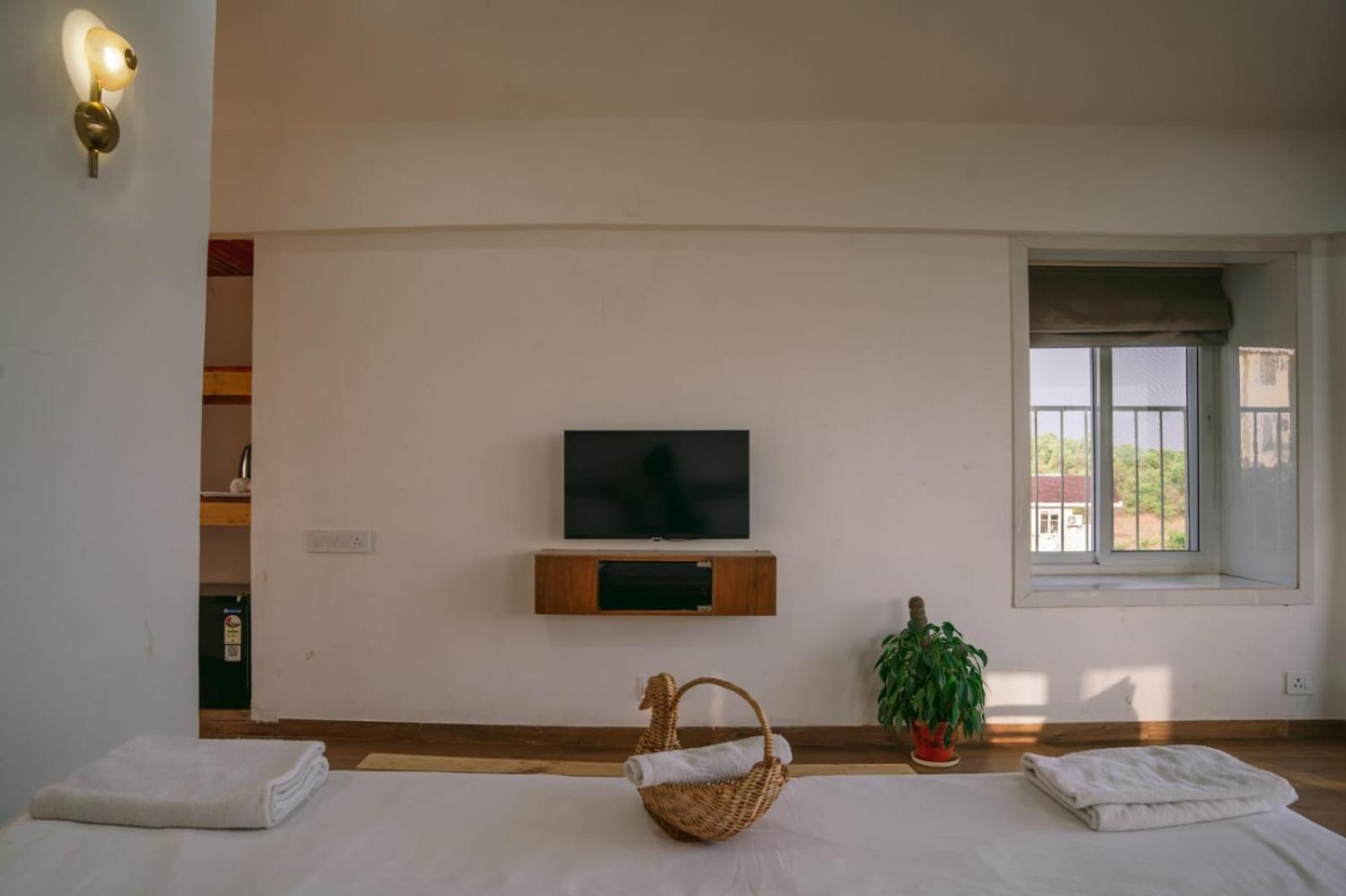 Eshi Resorts And Restaurant - Bhimashankars Jungle Luxury Resort Taleghar Eksteriør billede