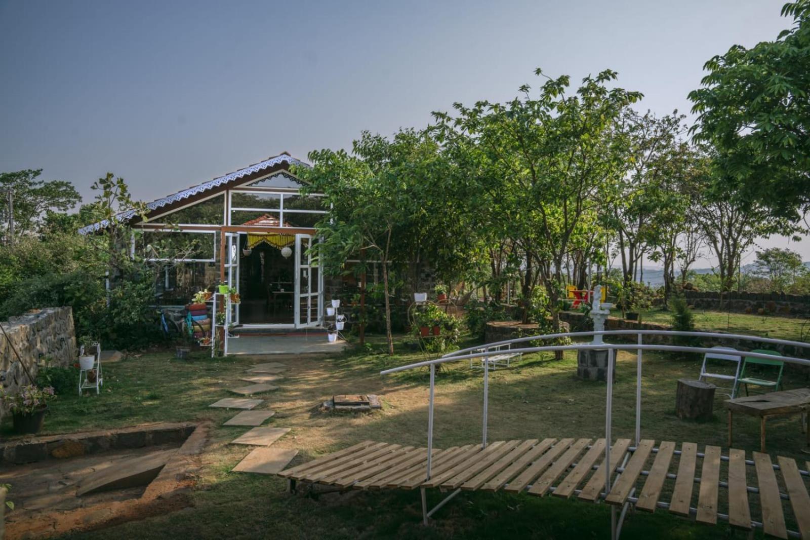 Eshi Resorts And Restaurant - Bhimashankars Jungle Luxury Resort Taleghar Eksteriør billede